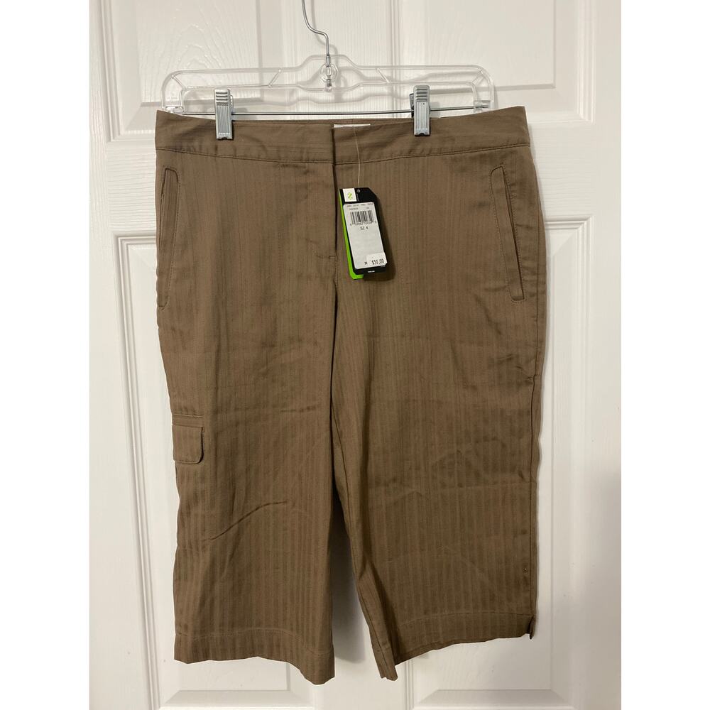NWT IZOD perform x shorts size 4